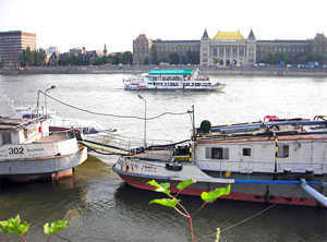 De la ville dorée aux perles impériales: Prague, Budapest, Vienne
